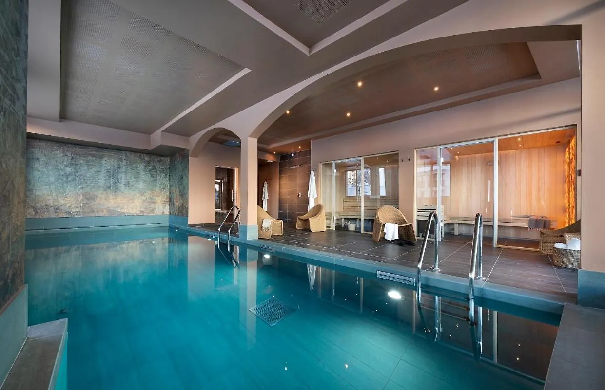 Residence Ynycio Tignes Hotel